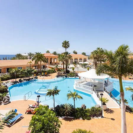 Home2book Modern Seaview & Pool, Americas Apartment *