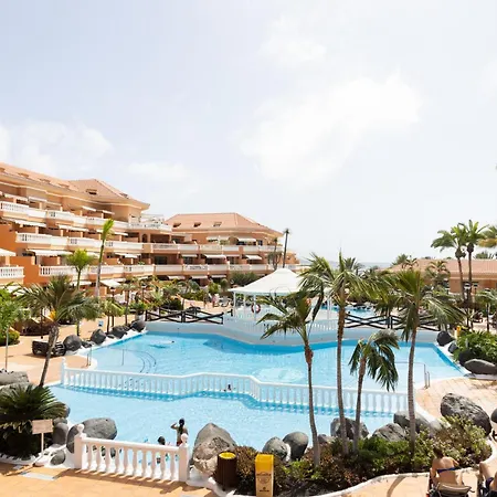 Apartment Home2book Modern Seaview & Pool, Americas