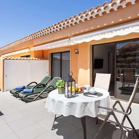 Home2book Modern Seaview & Pool, Americas Appartement