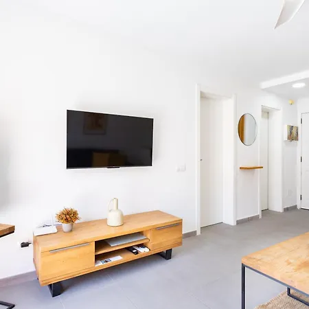 Appartement Home2book Modern Seaview & Pool, Americas