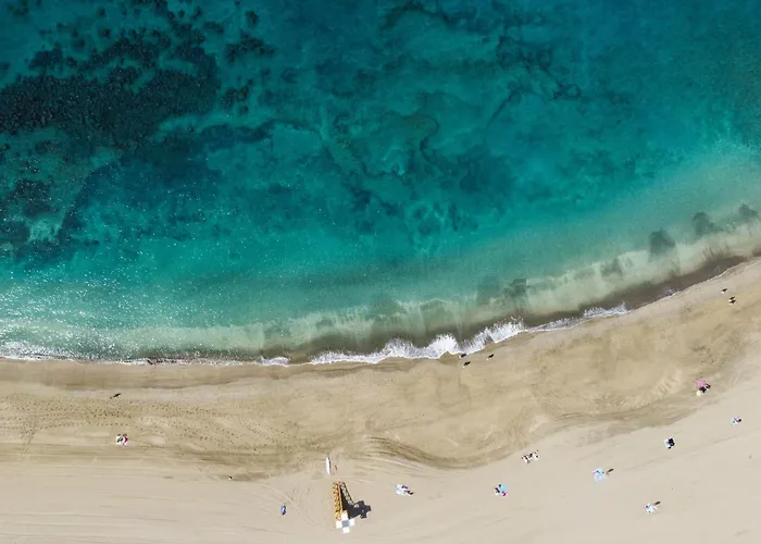 Home2book Modern Seaview & Pool, Americas Appartement *