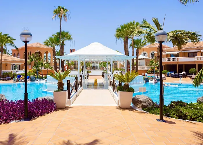 Home2book Modern Seaview & Pool, Americas Appartement *