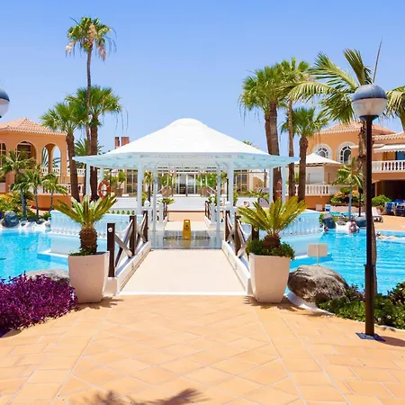 Home2book Modern Seaview & Pool, Americas Апартаменты *