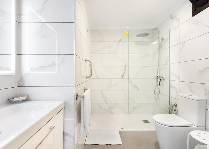 Home2book Modern Seaview & Pool, Americas